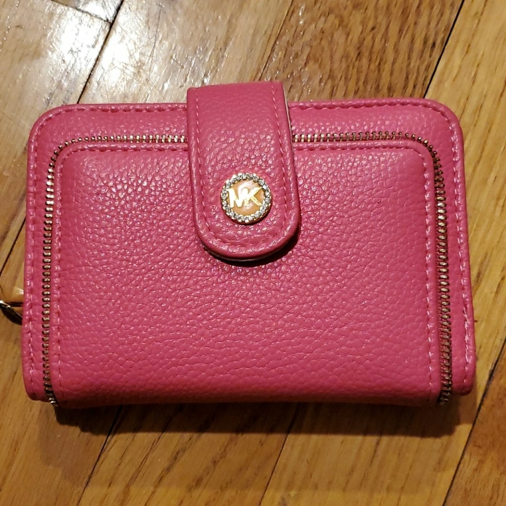 Michael kors wallet